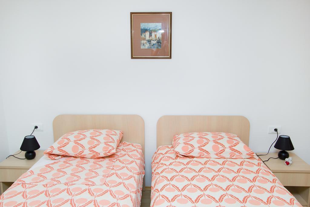Apartments Put Plokita スプリト エクステリア 写真